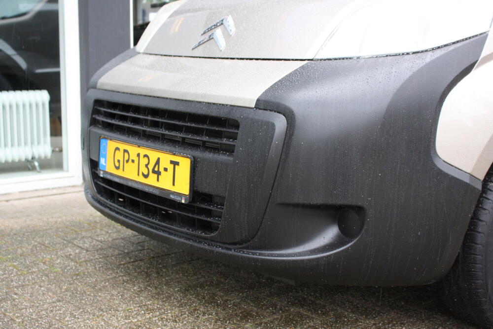 c015f06b-9059-4b5f-8a03-f7c478b6e76e-full