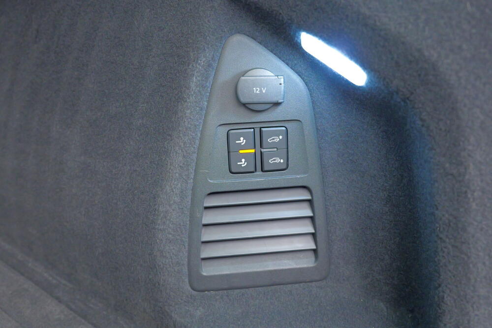 a253b98c-1c4d-4405-bad1-07dc797f100e-full