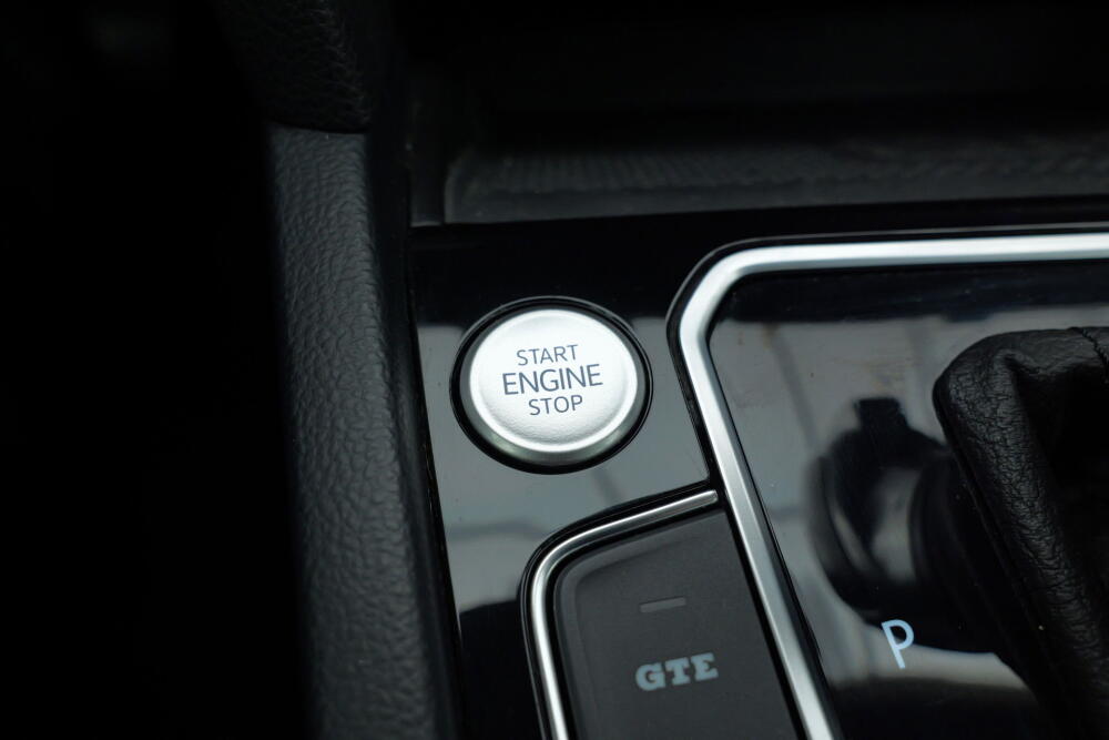 8ad9a3c5-63cd-4bad-a903-6557b3b8a225-full