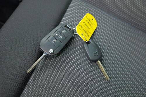 9e990178-d19e-494e-8c0d-b8243c4b7811-full