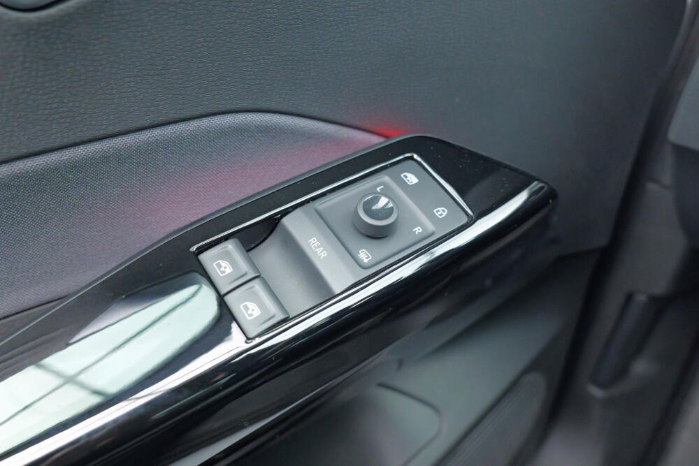 d05465cf-8a0c-454a-9942-cd09ab8d14b4-full