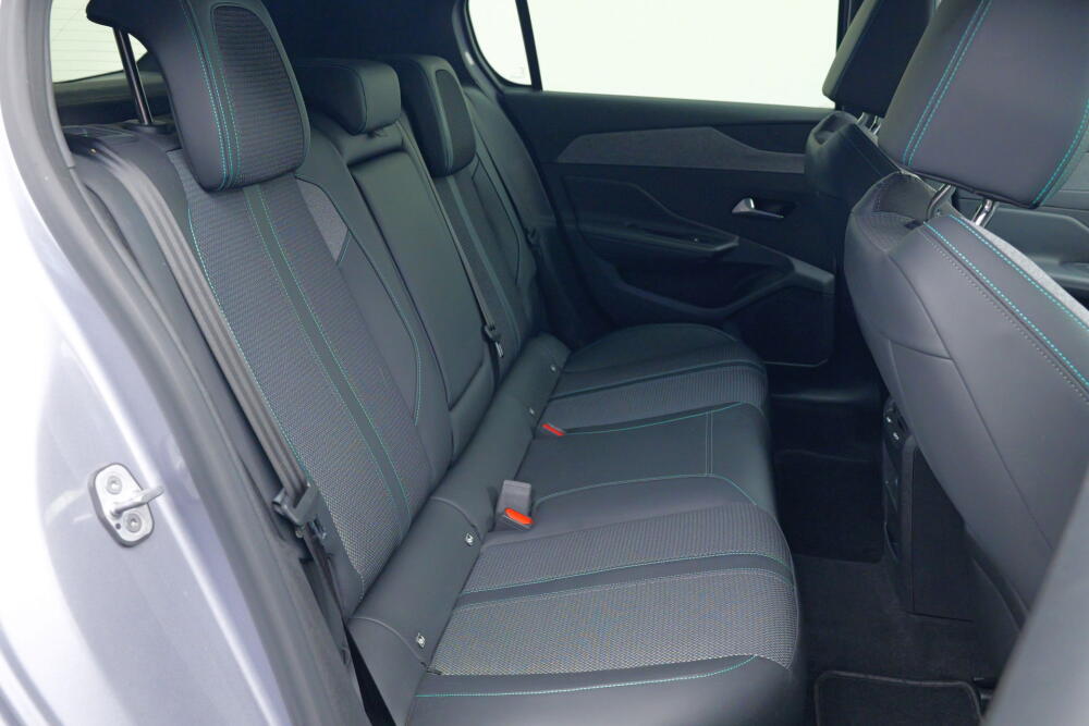 7f7981d3-886d-4878-a554-b798c9509a67-full