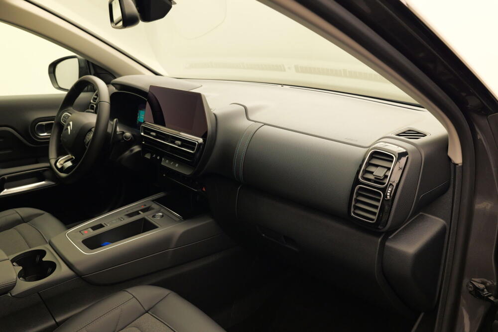 aba69071-f253-4c25-bf5a-b06f8a1ea94e-full