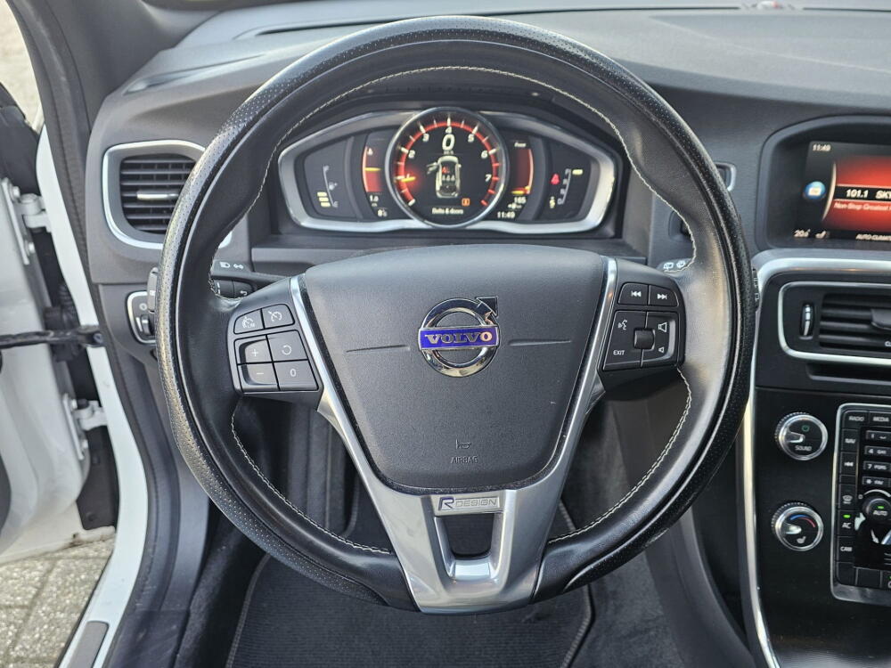 e9f09827-5c17-48a7-9b45-9da3b9938378-full