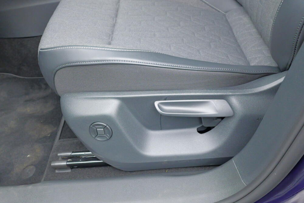 d5e83adb-1cae-47f3-bf57-91aedaf5a636-full