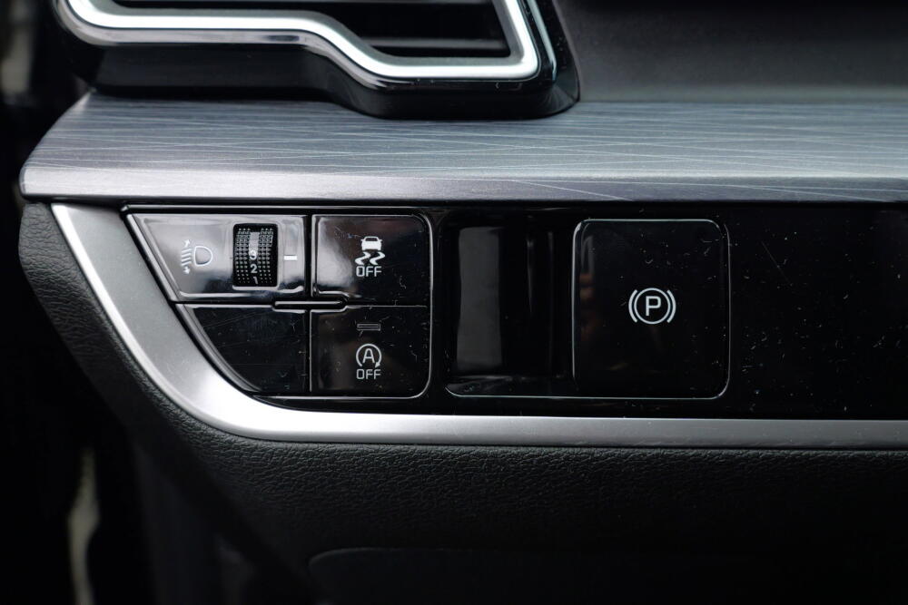 af3ae5e8-135e-46eb-8ee4-e2b1bfd34f7e-full