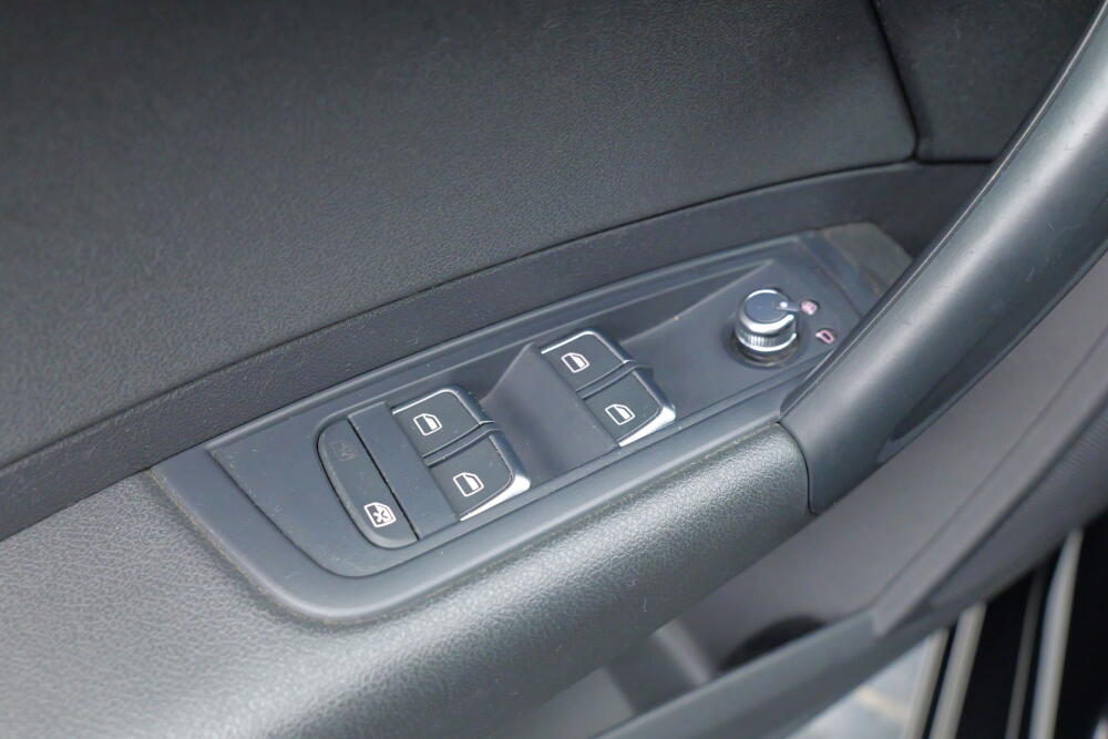 804b93f8-0a71-4e87-a5f4-2ca40d86e647-full