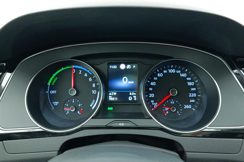 e57c4c36-6e31-4c82-8b7a-e574db938af2-full