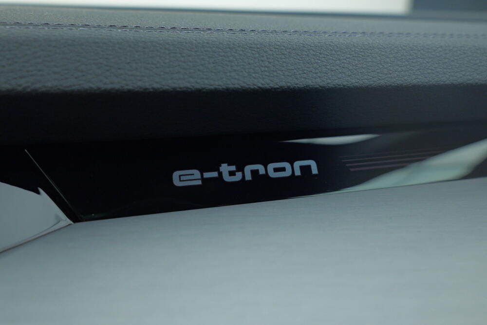 0d37b9d1-8d8d-41cc-9524-d50dea170b68-full