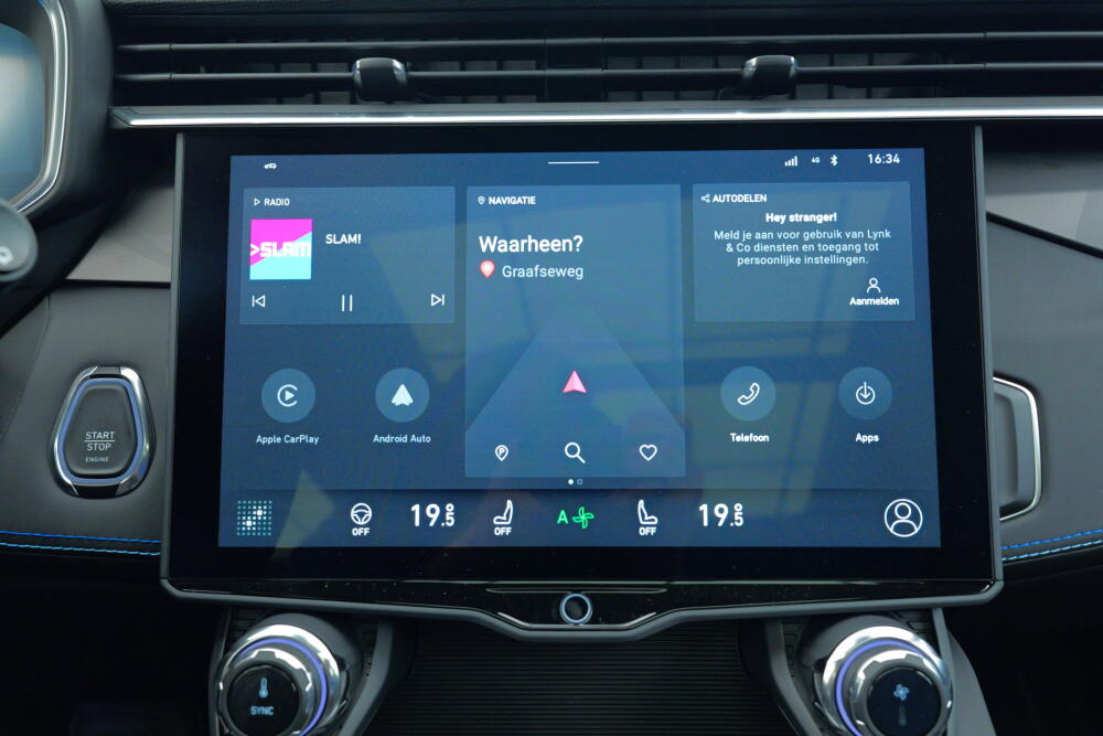 64a21560-d3f2-4dad-88d8-22a53938944a-full