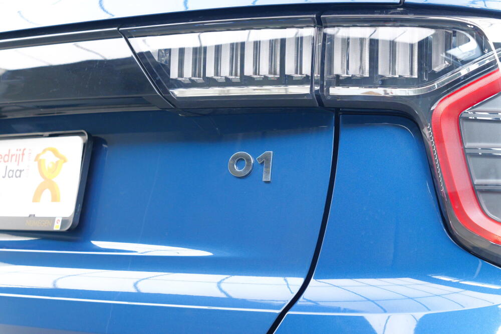 61b00649-4921-431a-a5a3-9d9be4fc3b22-full