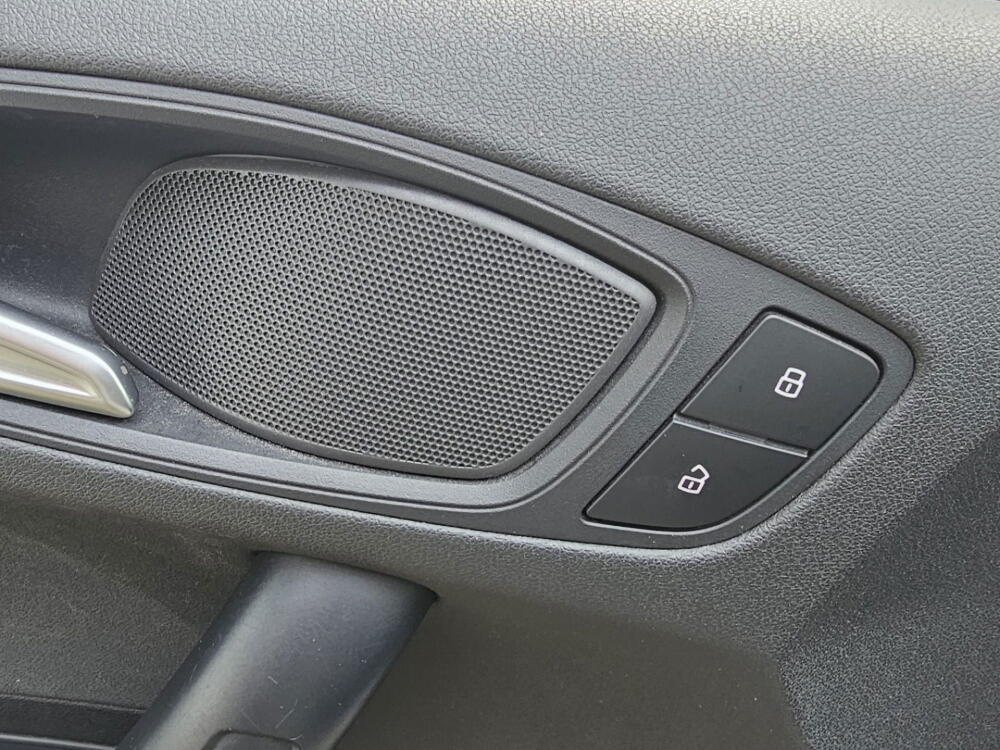 990b803f-4255-44a7-94a8-49f3e31f8107-full