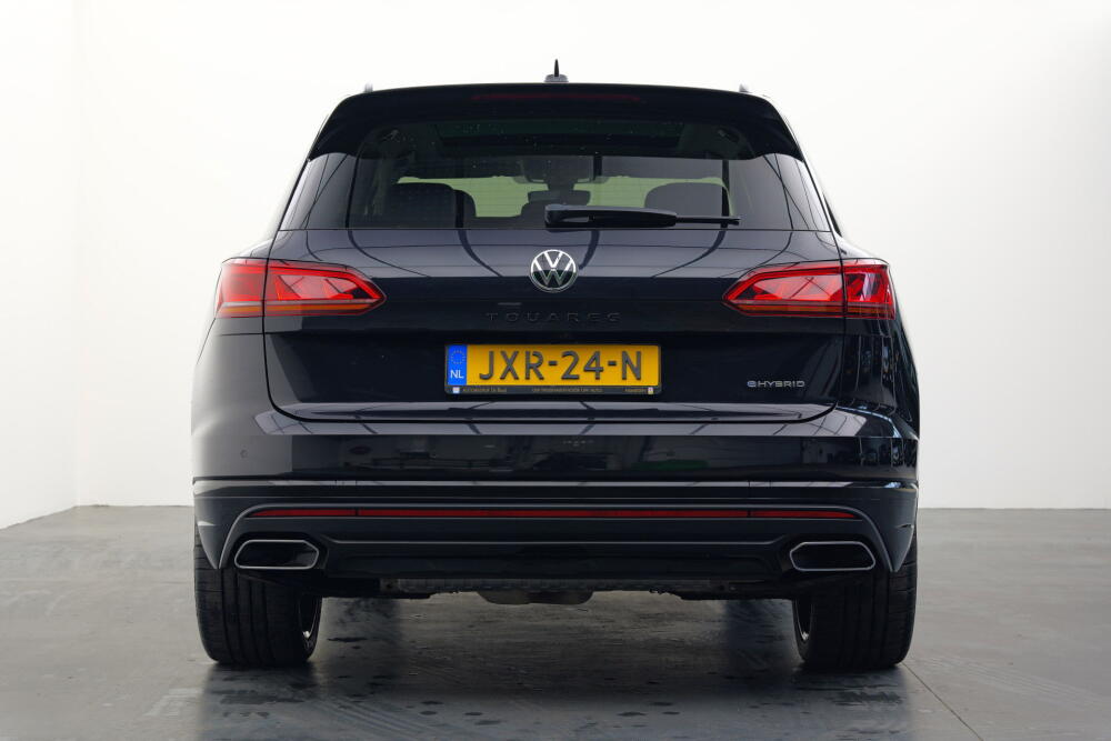 04e708b7-7d1c-4b7c-a1e0-3ab065390b7a-full