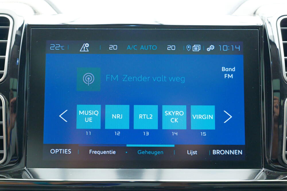 d945d7e9-06bb-468b-b5a7-670ab4daee0f-full