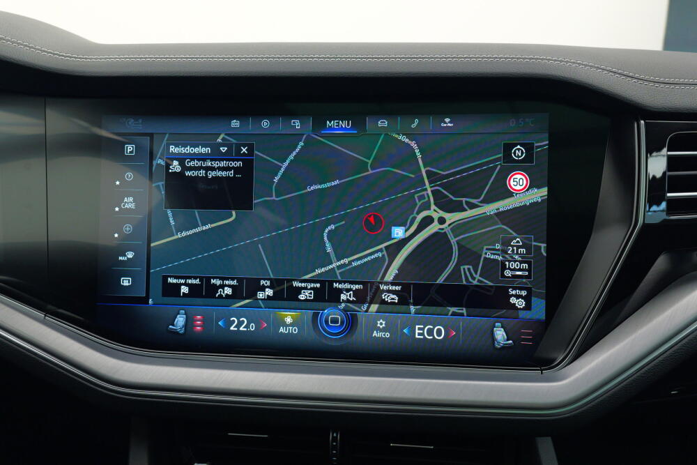 eff914dd-2bf9-4e60-a89b-39c14150ba93-full