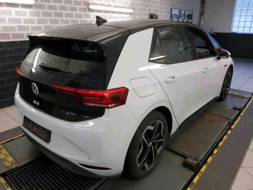 9231c452-5da8-41d8-8a2b-a6ffb37cfad3-full