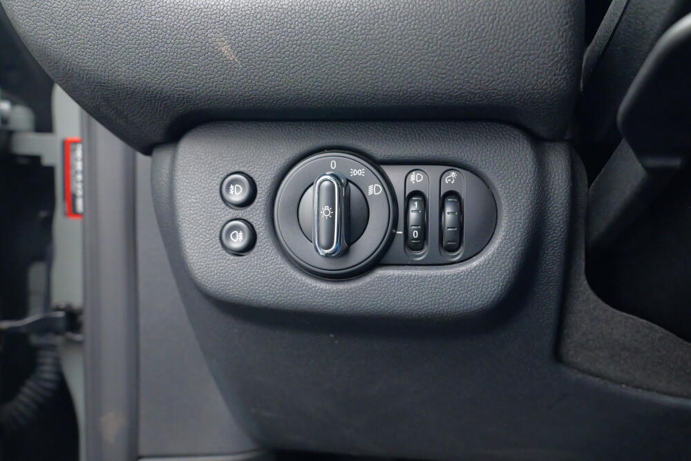 f68896ff-5694-41cc-be97-43e0f48bc460-full