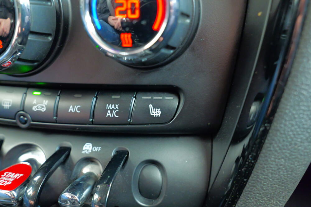 a3cdcf5a-4ea9-4719-8cc7-77487c03715e-full