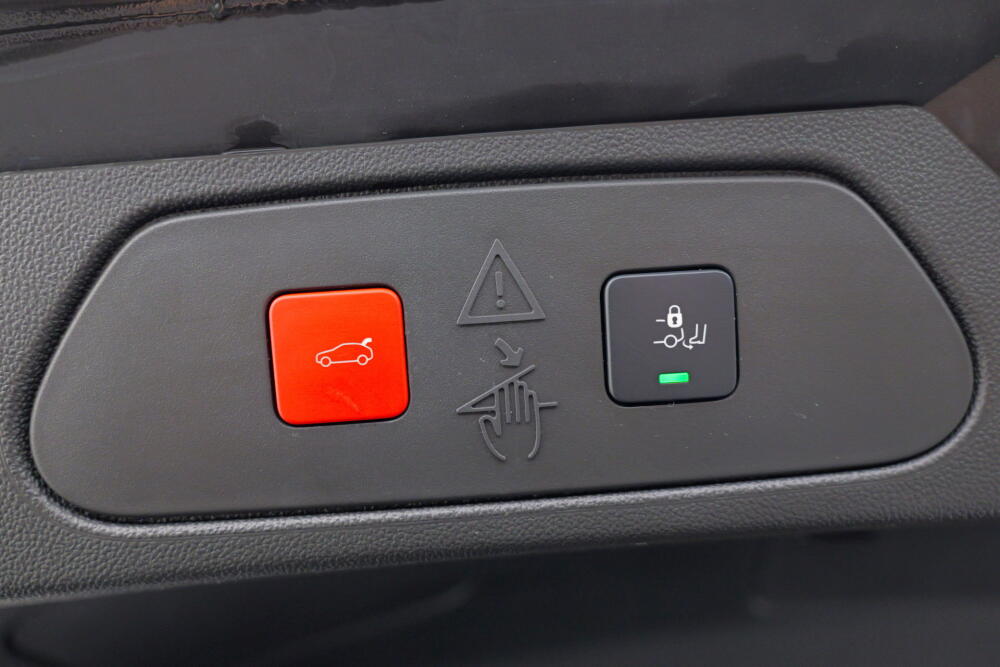 fe748a22-cadc-4b96-9f43-ed33fd249fdb-full