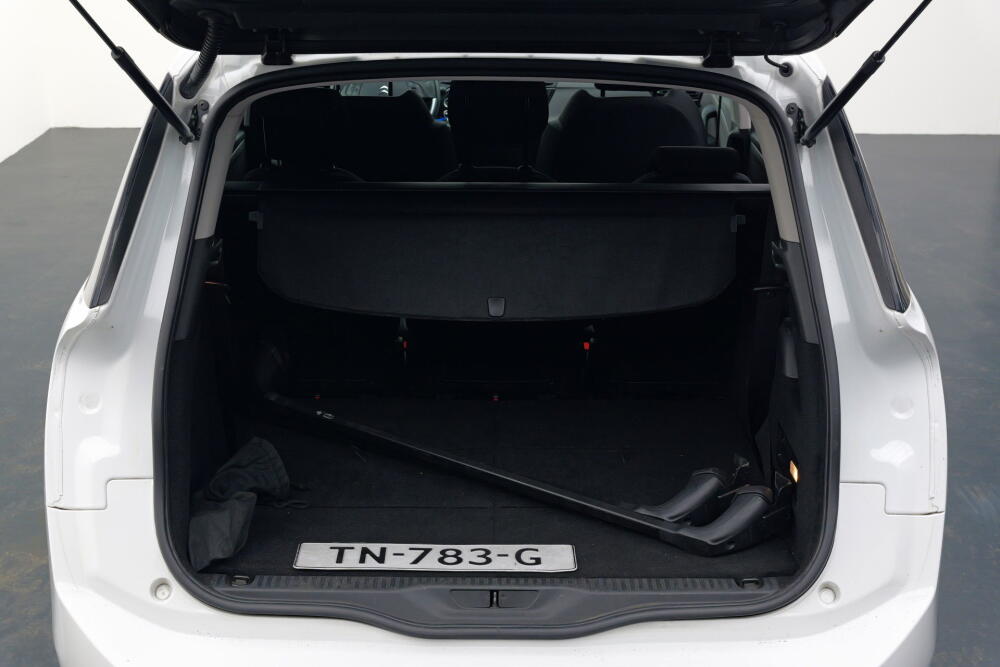 c36cc727-2a04-48fd-8d95-46982b3879fb-full