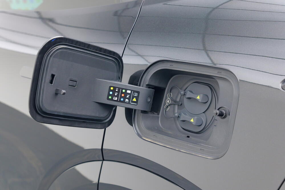 c5ccb87c-de48-4aa9-9ce2-b6b9f7650d44-full