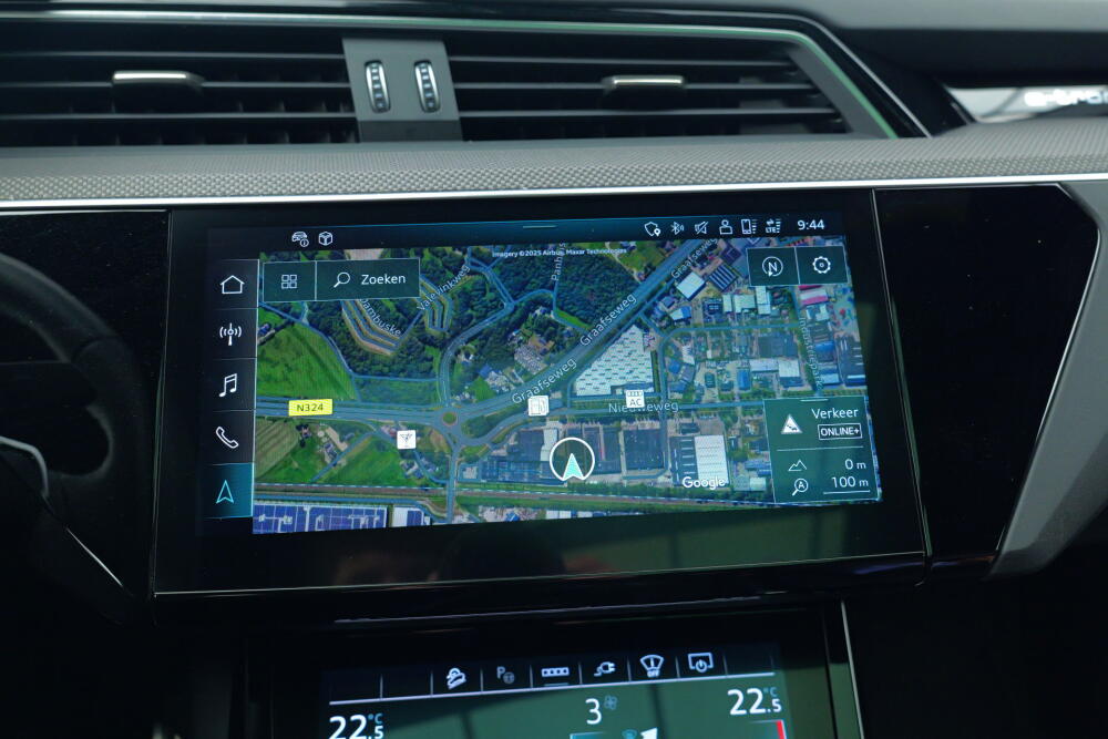 121c690d-e06f-4e3e-8986-0cb5fe264d78-full