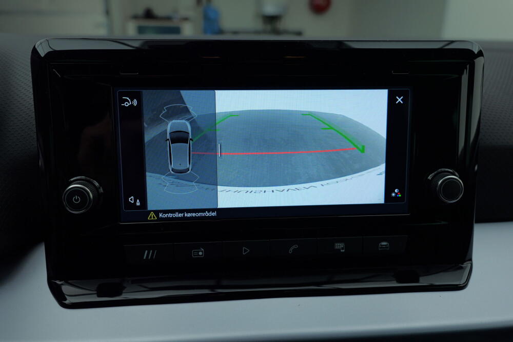 82474007-3d6a-45bd-8a6c-50fc9b86c5fb-full