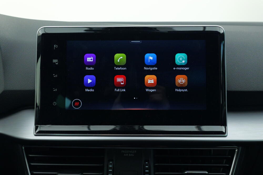 a565328c-344e-41b9-9f01-3f1a52a04fb5-full