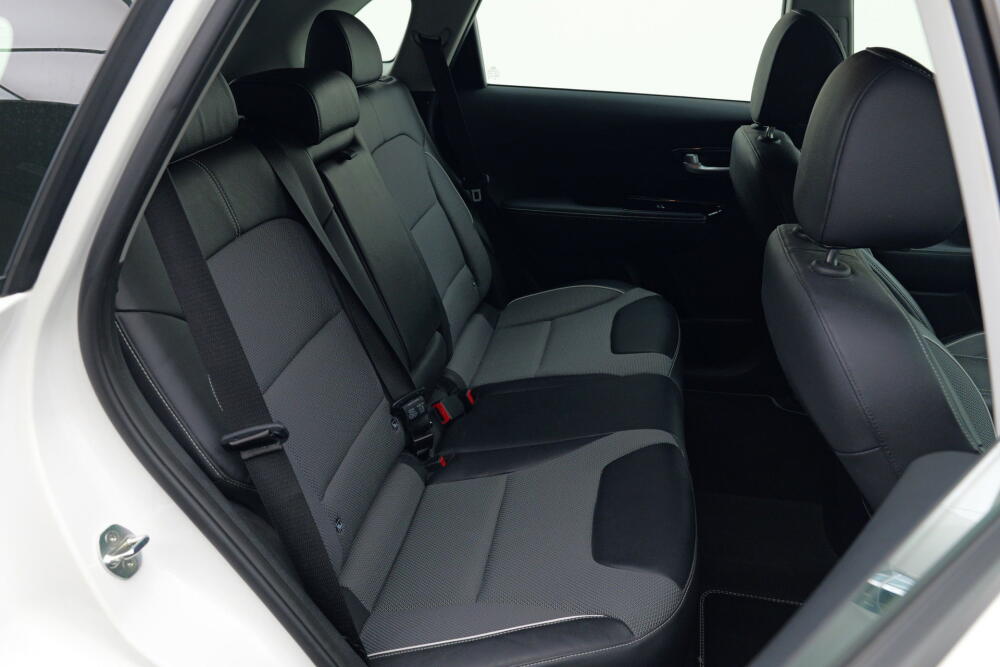 09dfcc83-390c-45e3-90b2-4714a34e235e-full