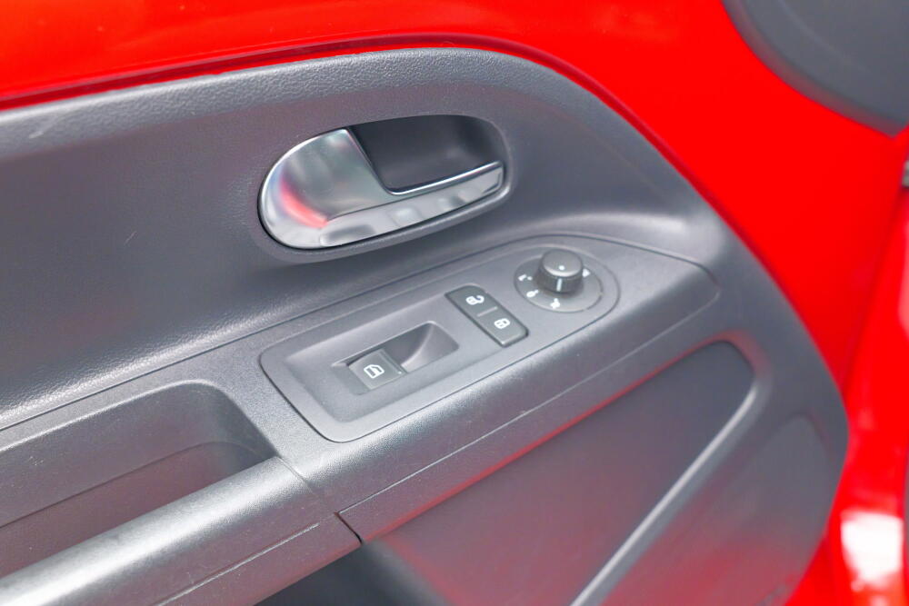 06c69abe-b9cd-4e45-a9b6-06d7c78198b1-full