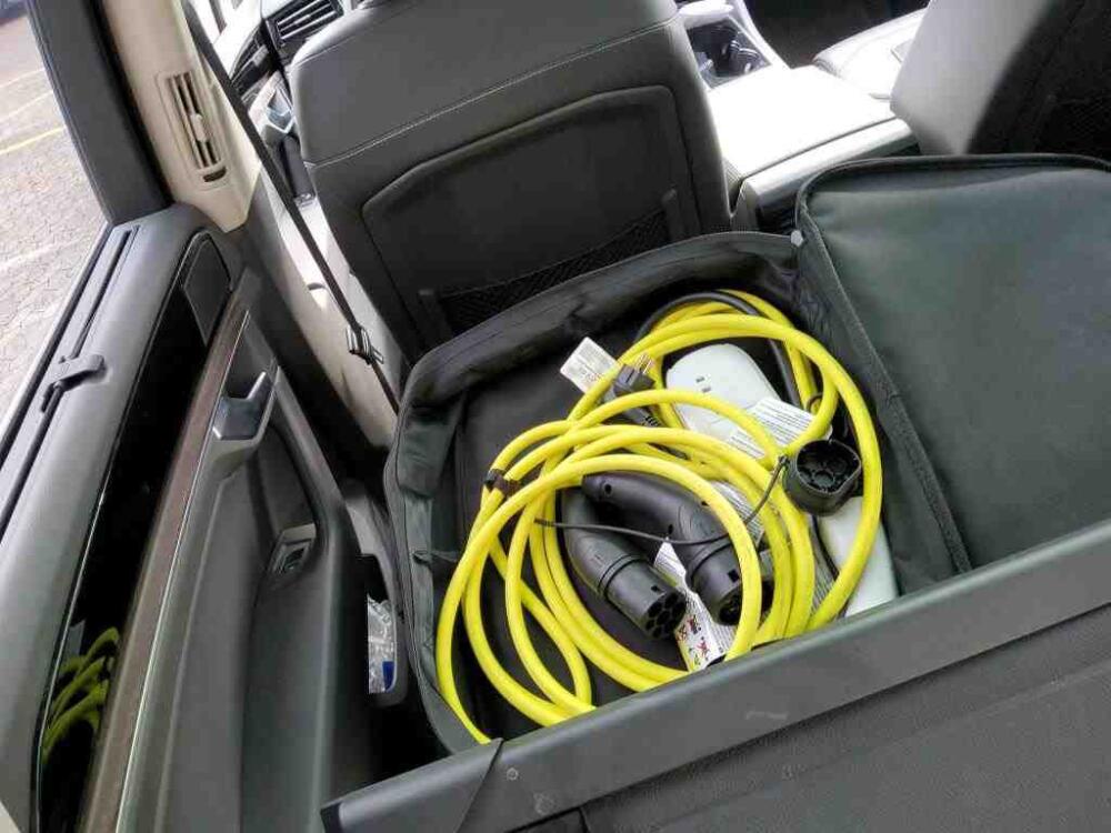 09564c5f-4f96-4e8b-bf64-755bf112c48a-full