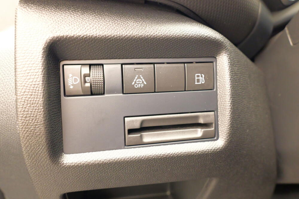 8d387b8e-8425-41c4-a12c-8228e1008cee-full