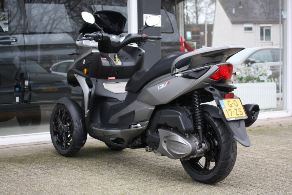 5bfd21d6-d5b6-44d1-bc34-0116de88364f-full