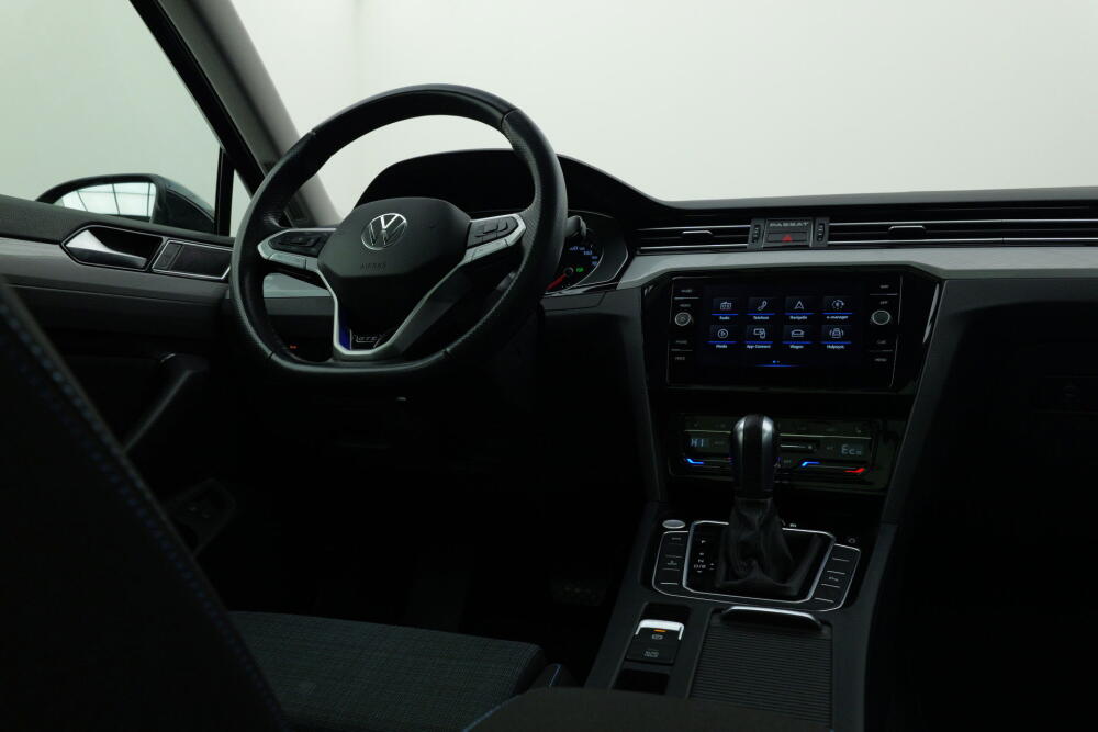 0c2d1141-1031-4d73-aff5-bc824857ceee-full