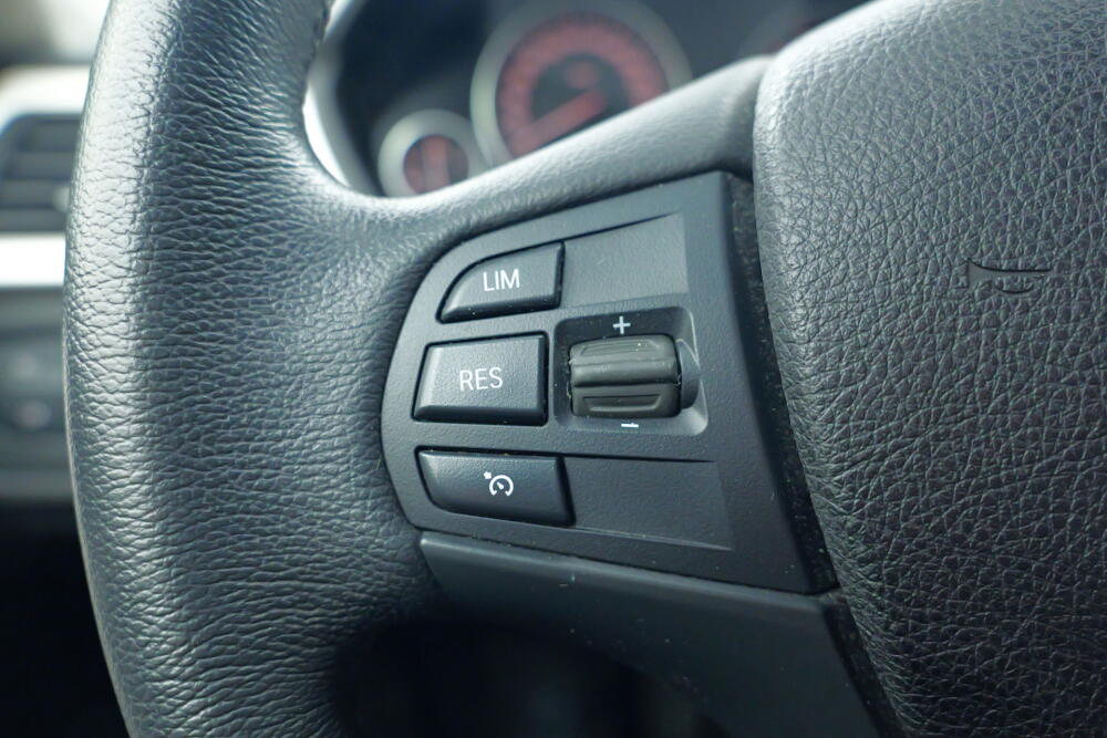 f33b6ee7-e361-4288-b183-aaccc2d318dd-full