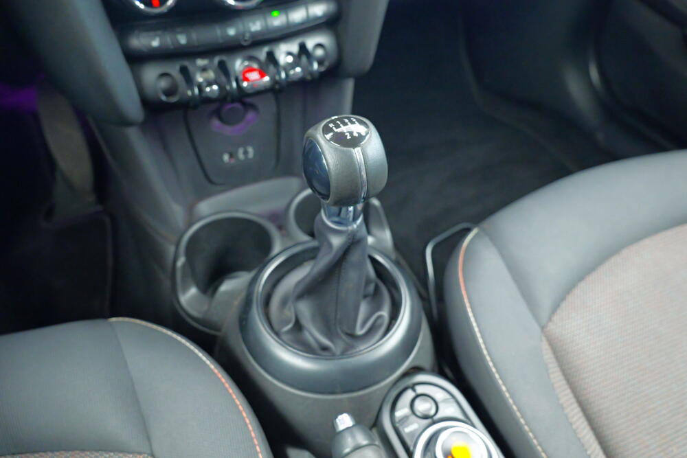 e5b052bd-64c6-4d3d-b9b0-cf5a733b137c-full