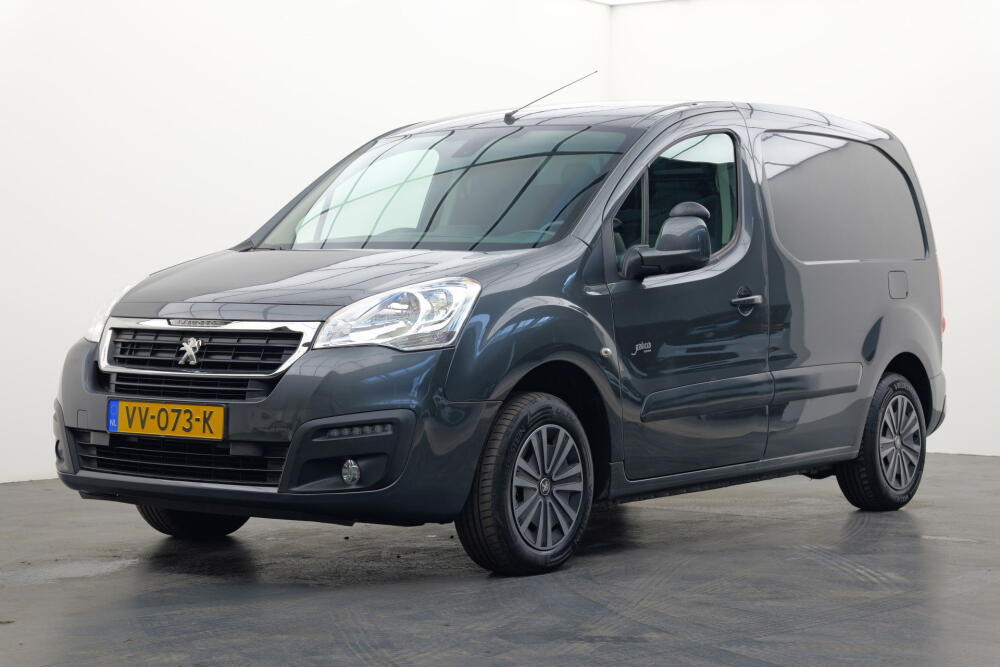 aa8f12a3-c877-4e37-9ad0-1d26cdc16b60-full