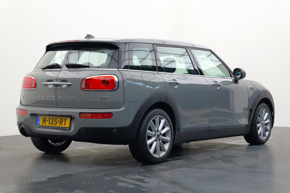 f77fccb0-8d1d-4b25-b82b-681b6ef8b74b-full