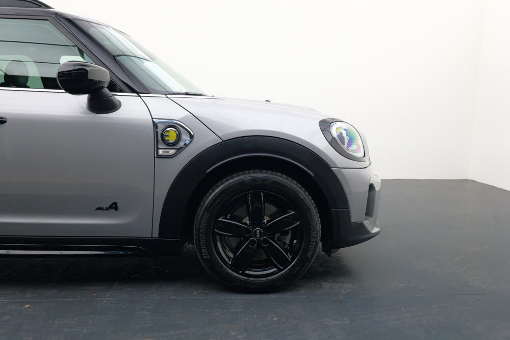 e0333ee7-df7e-4b39-bfd6-61d1d84fe81b-full