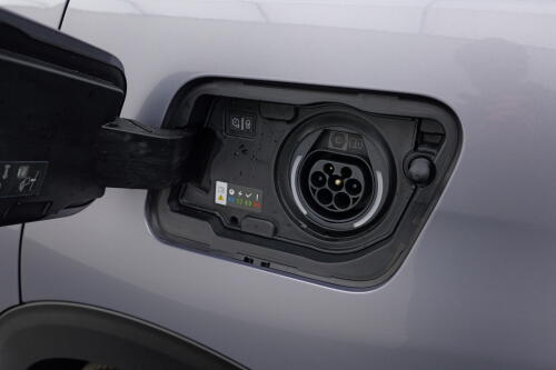 eea39818-43f6-45bc-a2da-e2267a707a1d-full