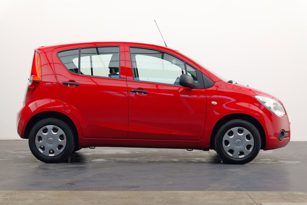 196b3316-ff1e-4984-bbff-8205ada582f5-full