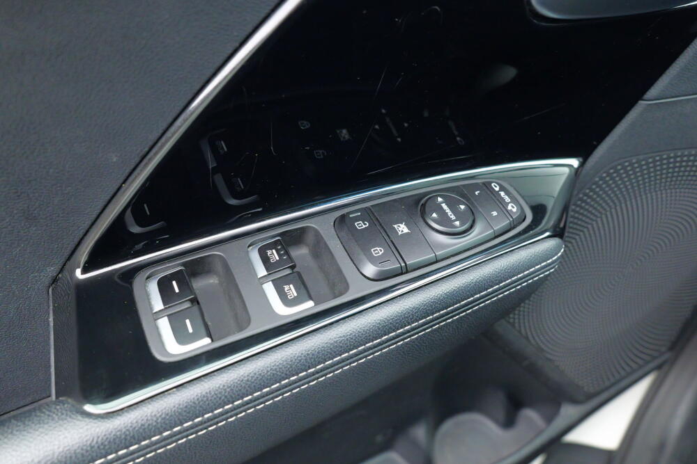 63e59072-c6b6-4101-968e-c428cd39c24d-full