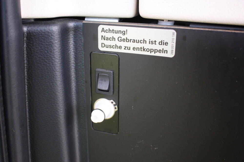 5cbf0b10-7e84-4e93-be09-7421607e7eb8-full