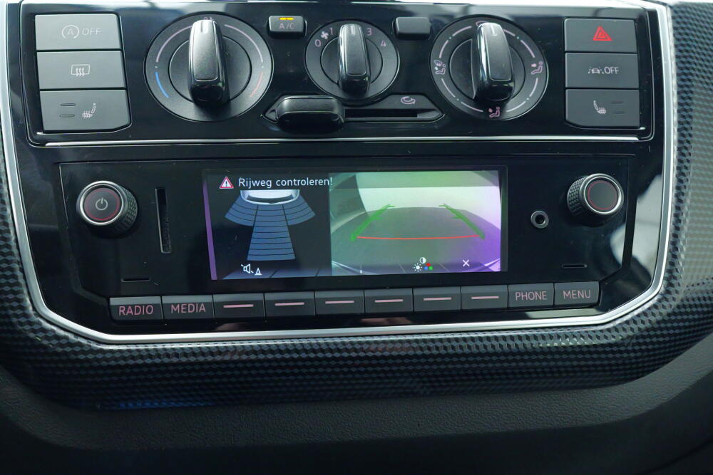 dd70296e-141a-4c50-8909-9f4a40a7b88f-full