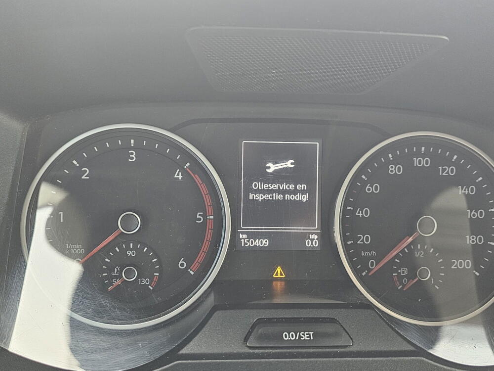 c181fb0c-3e76-4acd-8a60-df30adc76433-full