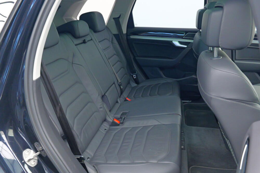 704c63b2-6ccc-476c-bdf9-71ed411f1e42-full