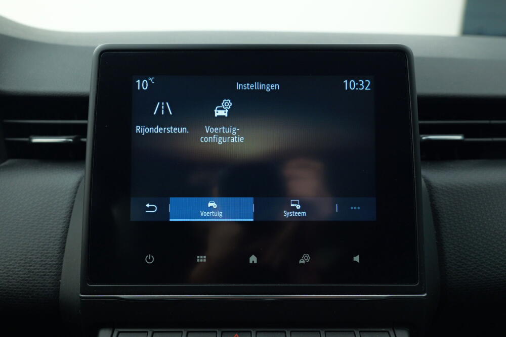 2fc76f5f-e2bb-431a-8701-27cc0d180c4d-full