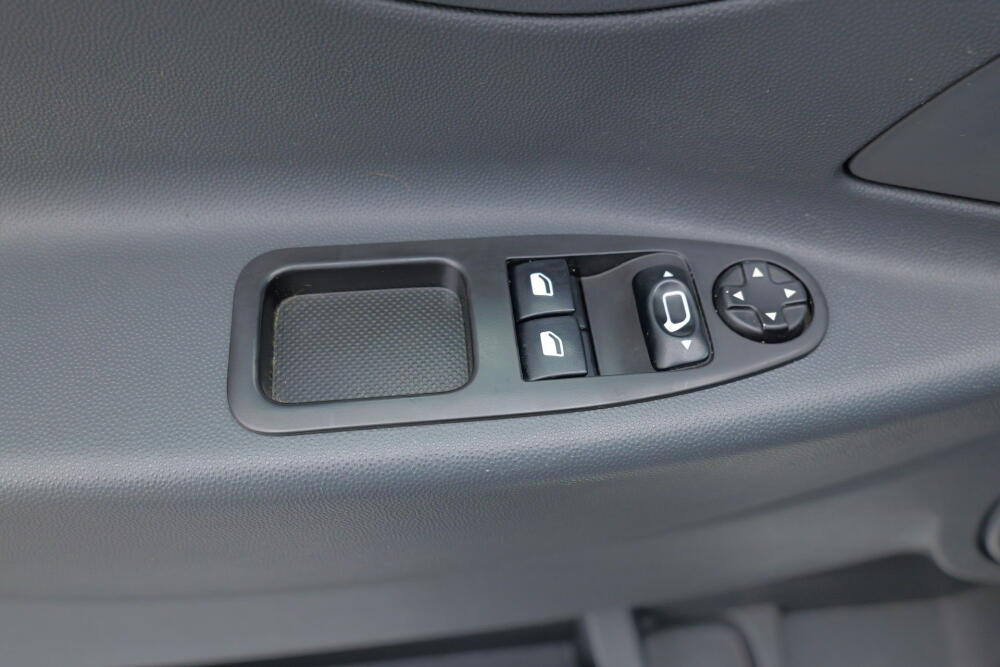 58f27b0b-ee90-49c7-ad9c-9341ef47f502-full