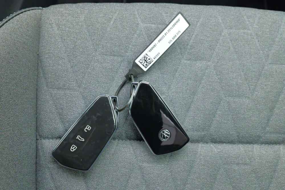 c7a0228f-e9a0-4ad9-a062-685914c3a419-full