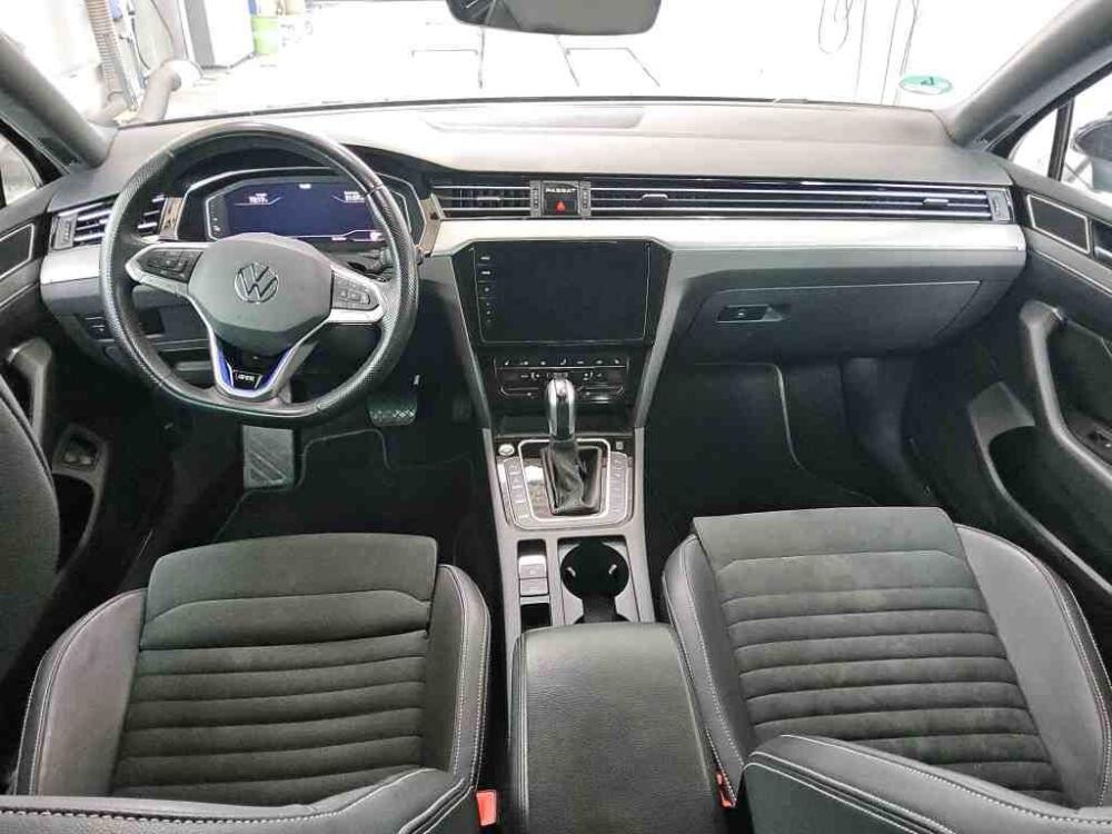 d3b32d8c-f5da-4760-b029-6f1780b2fc6b-full